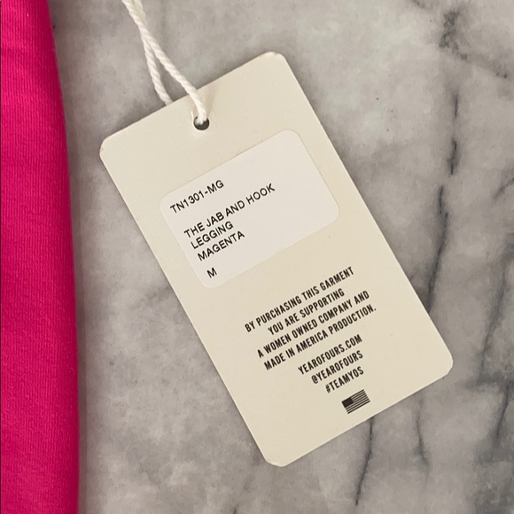 Year of Ours The Jan and Hook Legging Magenta - Picture 4 of 4